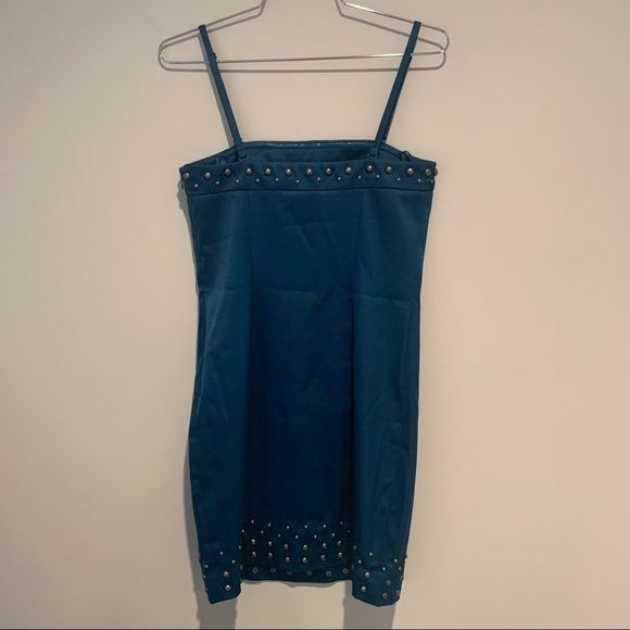 New Sleeveless Kensie Dress - Picture 3 of 10